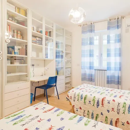 Casa Bianca, Daire *